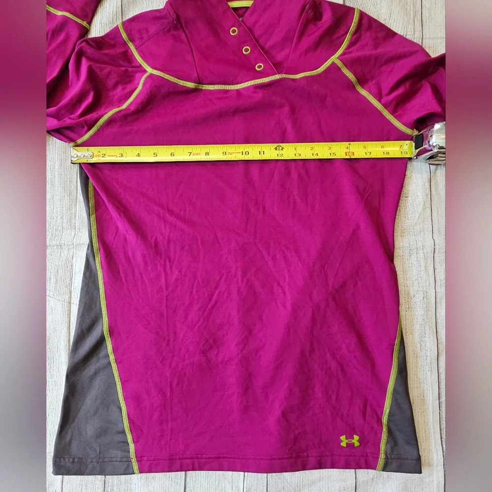Under Armour Women's •Size Large• Fitted Long Sleeve Snap Neck Athletic Top - Picture 11 of 14